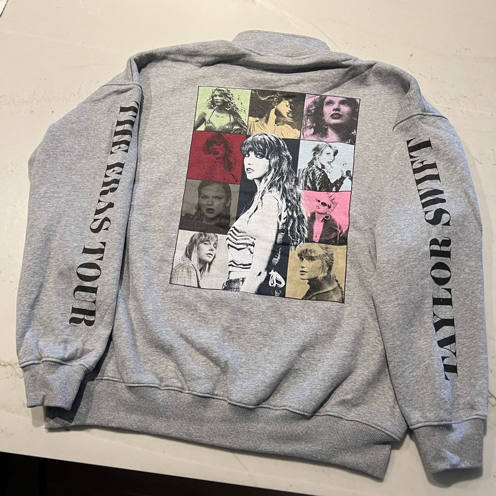 Taylor Swift Eras Tour 1/4 zip sweatshirt Large